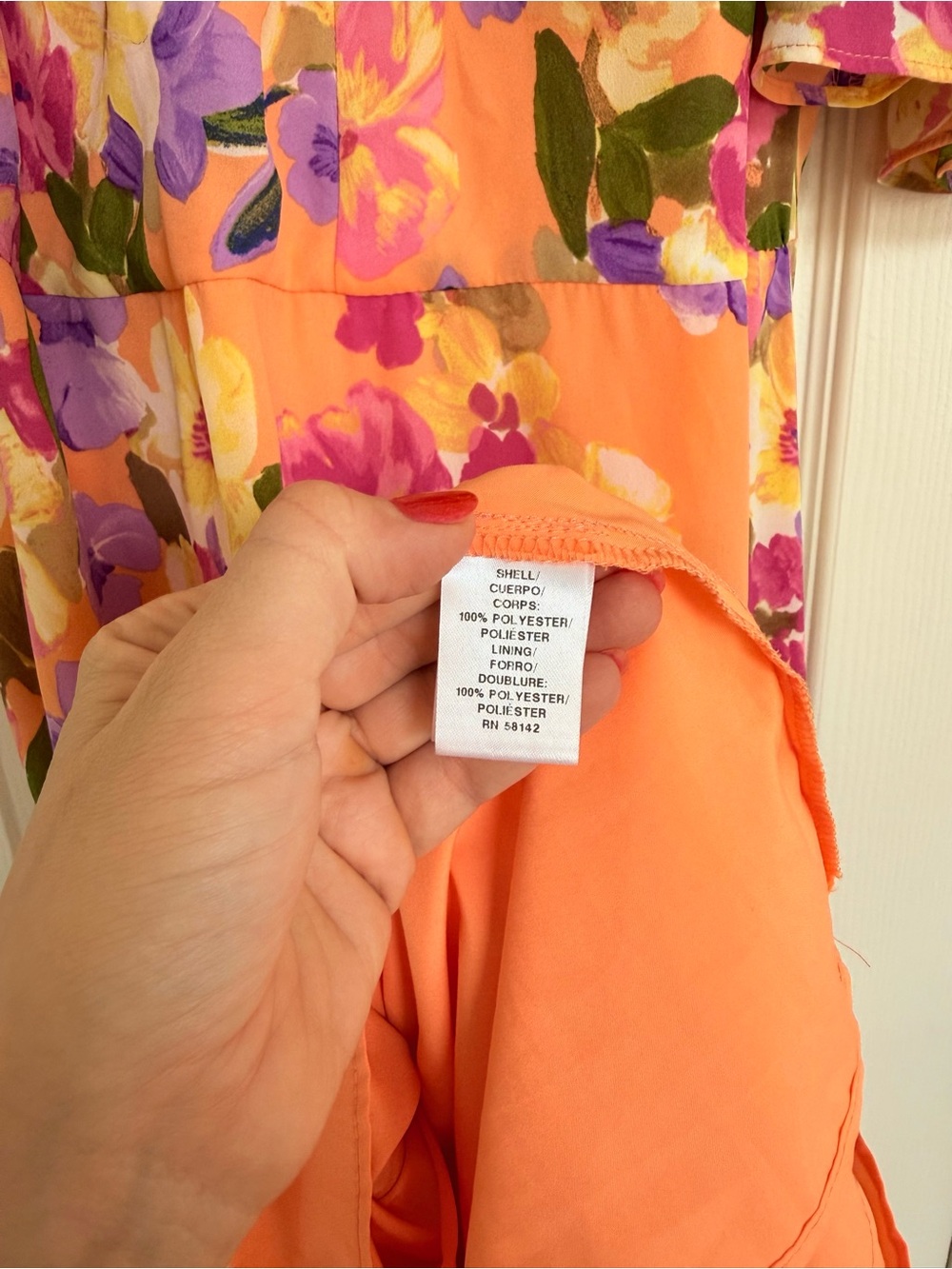Maggy London Elegant Peach Floral Maxi Dress with Purple & Pink Blooms 16 - Picture 4 of 6